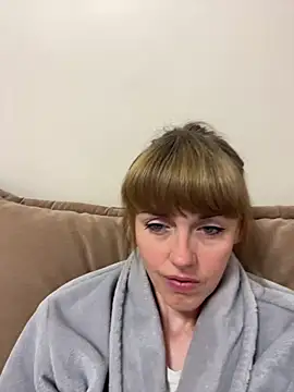 Snapshot of Kamilochka29511 chatting on May 28, 2026, 5:27 am Kamilochka29511 online show from May 28, 2026, 5:27 am
