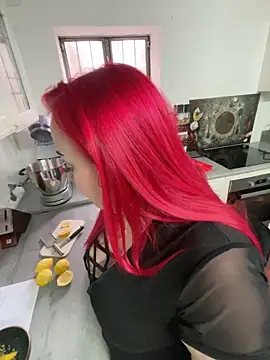 littleEve online show from September 11, 2025, 1:33 pm