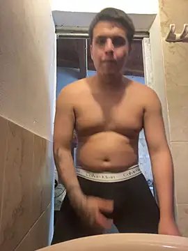 alexerdiego online show from July 28, 2026, 8:12 pm