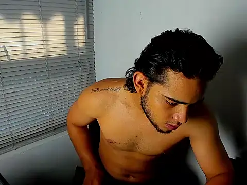 louis rueda online show from June 1, 2026, 10:00 pm