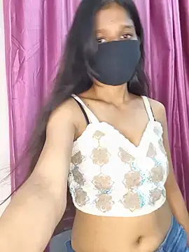 Snapshot of Swt_Couple chatting on June 7, 2026, 4:11 pm Swt Couple online show from June 7, 2026, 4:11 pm