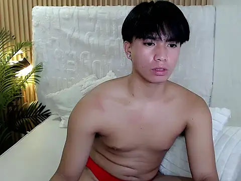 horny jamesxx online show from June 13, 2026, 1:20 pm