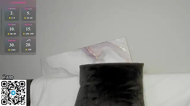 Mary F0x online show from June 21, 2026, 5:43 am