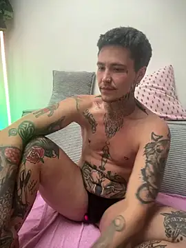Snapshot of Kamil_Pain chatting on June 22, 2026, 5:21 pm Kamil Pain online show from June 22, 2026, 5:21 pm