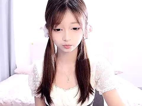 Snapshot of marigold-zzzz chatting on May 29, 2026, 8:34 am marigold-zzzz online show from May 29, 2026, 8:34 am