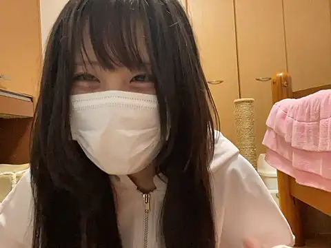 Snapshot of miniminimo_o chatting on June 9, 2026, 11:33 am miniminimo o online show from June 9, 2026, 11:33 am