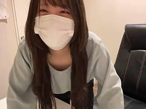 Snapshot of miniminimo_o chatting on June 10, 2026, 10:25 am miniminimo o online show from June 10, 2026, 10:25 am