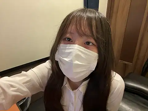Snapshot of miniminimo_o chatting on June 20, 2026, 10:07 am miniminimo o online show from June 20, 2026, 10:07 am