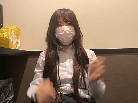 Snapshot of miniminimo_o chatting on June 22, 2026, 10:23 am miniminimo o online show from June 22, 2026, 10:23 am