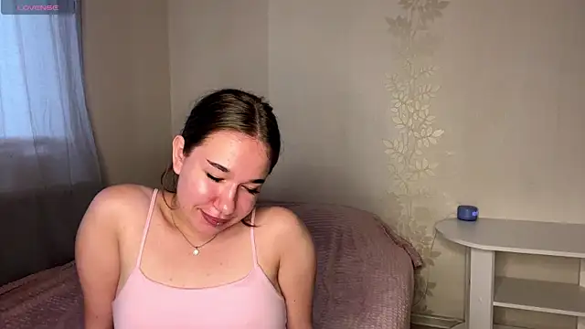 JanellSanschagrin online show from July 18, 2026, 11:36 am
