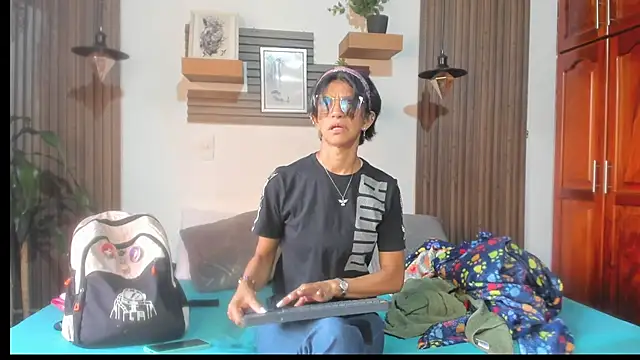 Evaa campbell online show from July 27, 2026, 12:23 pm