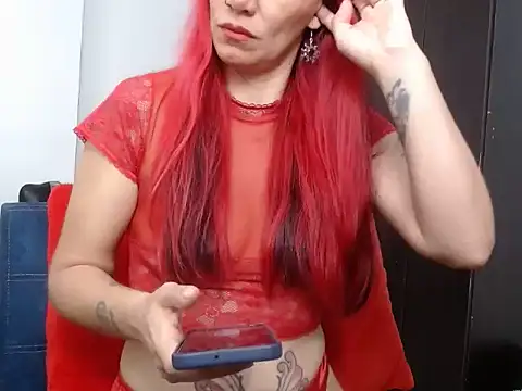red milf  online show from May 27, 2026, 1:08 pm