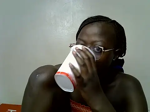 Hot tashaa online show from July 17, 2026, 11:17 am