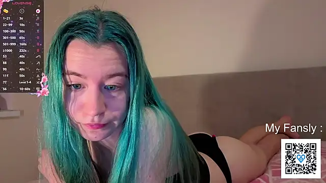 Emilya201 online show from June 22, 2026, 9:23 pm