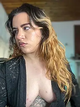 NikkiNix online show from July 23, 2026, 1:09 pm