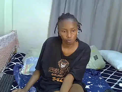 Sexxyjey online show from May 22, 2026, 6:13 pm