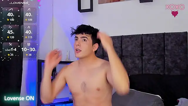 Snapshot of Demian_Fox1 chatting on May 27, 2026, 6:16 pm Demian Fox1 online show from May 27, 2026, 6:16 pm