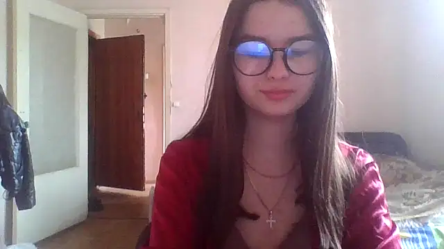 Snapshot of Bellochka201 chatting on May 26, 2026, 8:43 am Bellochka201 online show from May 26, 2026, 8:43 am