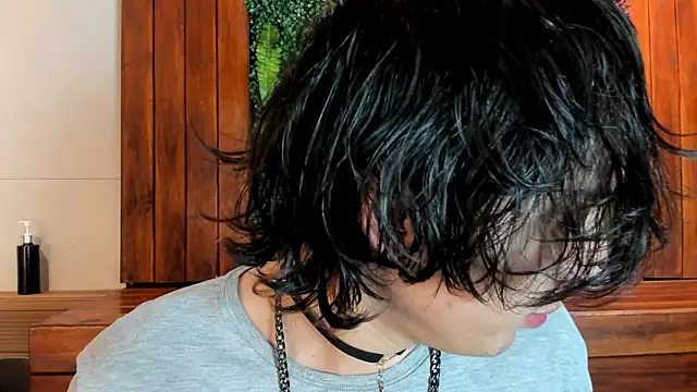 Brunodeluca  online show from July 3, 2026, 8:37 pm