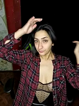 MaiaExotic online show from July 20, 2026, 4:38 am