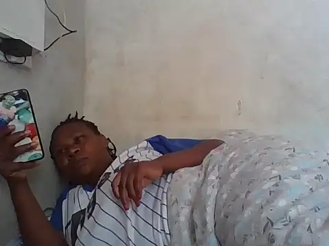 Snapshot of Sweet-Berryyl chatting on May 23, 2026, 7:24 am Sweet-Berryyl online show from May 23, 2026, 7:24 am