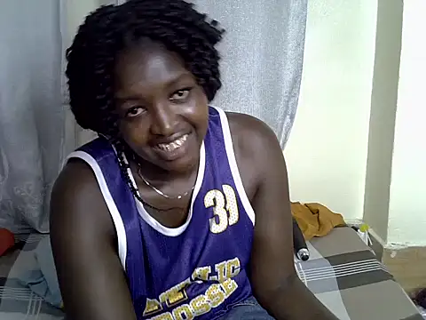 Lorainebabes online show from May 23, 2026, 1:11 am