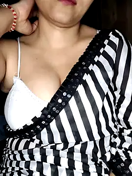 Snapshot of HORNI_SHALU50 chatting on May 23, 2026, 6:29 am HORNI SHALU50 online show from May 23, 2026, 6:29 am