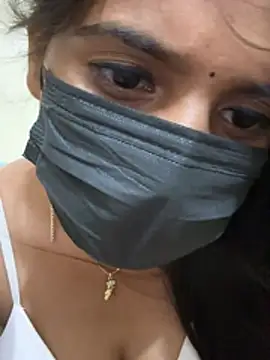 Snapshot of Poonam-Ray chatting on June 13, 2026, 7:01 pm Poonam-Ray online show from June 13, 2026, 7:01 pm
