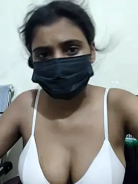 Snapshot of Poonam-Ray chatting on June 21, 2026, 7:05 pm Poonam-Ray online show from June 21, 2026, 7:05 pm