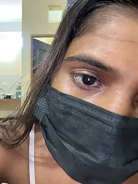 Snapshot of Poonam-Ray chatting on July 6, 2026, 6:32 am Poonam-Ray online show from July 6, 2026, 6:32 am