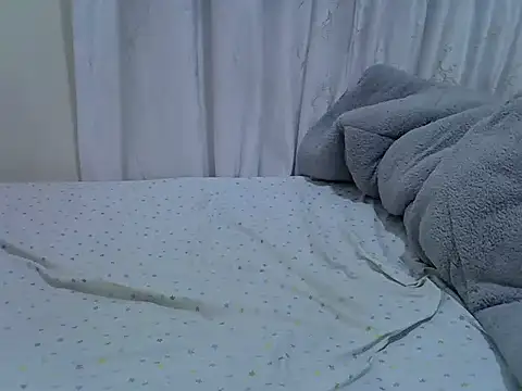 sexy lenah22 online show from August 6, 2026, 4:09 pm