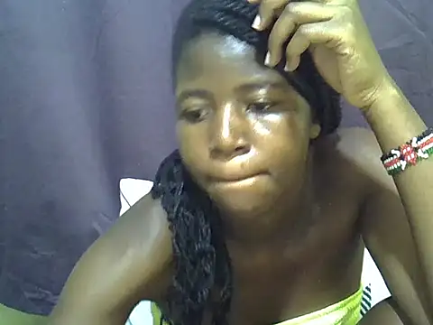 Sweet-tatiana online show from May 28, 2026, 8:44 am