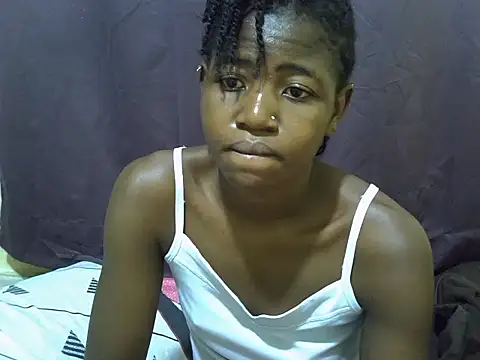 Sweet-tatiana online show from July 17, 2026, 11:31 pm