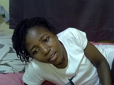 Sweet-tatiana online show from July 26, 2026, 6:37 pm