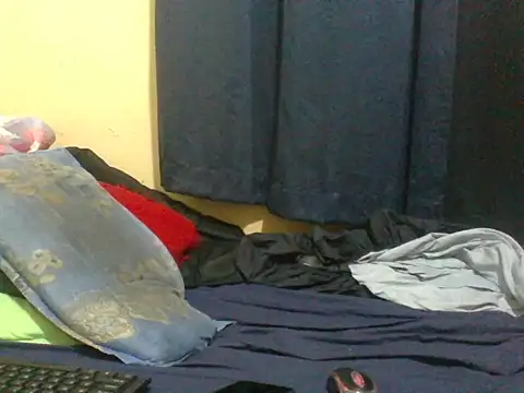 naughty-slender online show from July 24, 2026, 11:14 pm