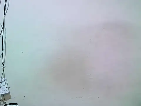 pritty amber online show from May 18, 2026, 5:02 am