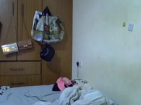 cute tamara09 online show from July 3, 2026, 6:47 pm
