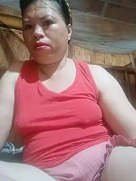 -Yeyi- online show from May 23, 2026, 9:41 pm
