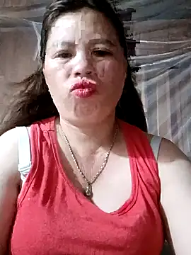 -Yeyi- online show from July 4, 2026, 10:16 pm