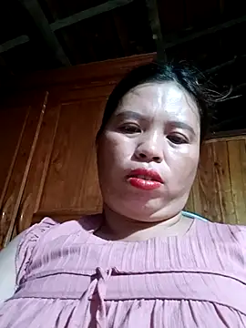-Yeyi- online show from July 28, 2026, 12:48 pm