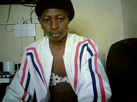 Snapshot of Therry-heart chatting on June 23, 2026, 5:27 am Therry-heart online show from June 23, 2026, 5:27 am