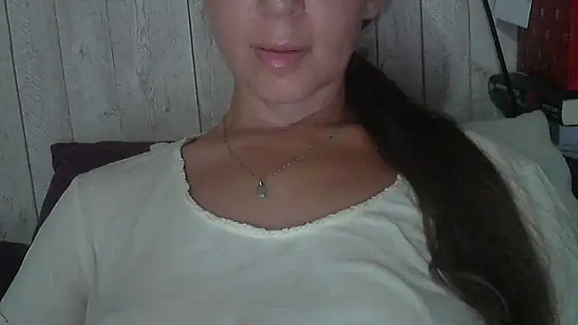 Bella--White online show from June 30, 2026, 3:02 pm