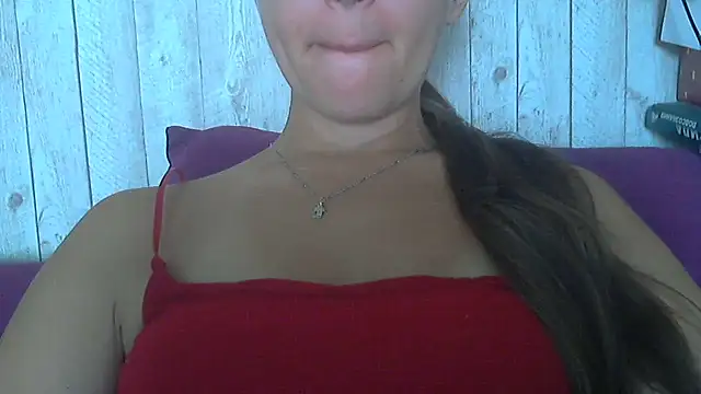 Bella--White online show from July 6, 2026, 5:37 am