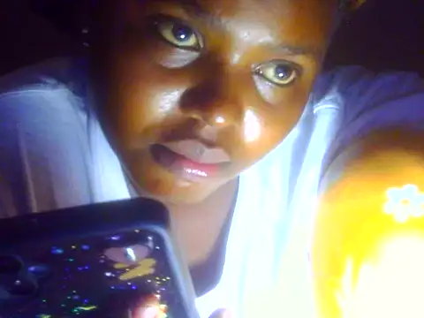 Yaspretty6 online show from July 10, 2026, 1:25 pm