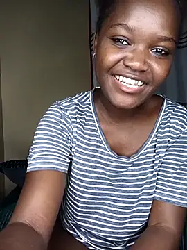 little creamy online show from May 18, 2026, 4:13 pm