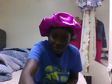 maamypussy online show from July 23, 2026, 5:16 am