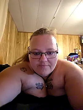 Snapshot of subbybabygirl696985 chatting on May 21, 2026, 7:10 pm subbybabygirl696985 online show from May 21, 2026, 7:10 pm