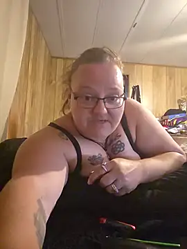 Snapshot of subbybabygirl696985 chatting on May 24, 2026, 5:40 pm subbybabygirl696985 online show from May 24, 2026, 5:40 pm