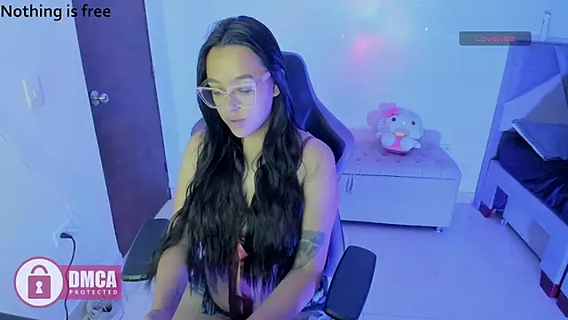 Snapshot of Spicydollx_1 chatting on June 28, 2026, 12:11 pm Spicydollx 1 online show from June 28, 2026, 12:11 pm