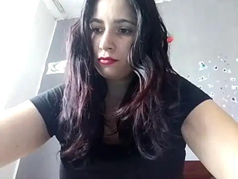 Snapshot of Rossyta_r chatting on May 28, 2026, 6:32 am Rossyta r online show from May 28, 2026, 6:32 am